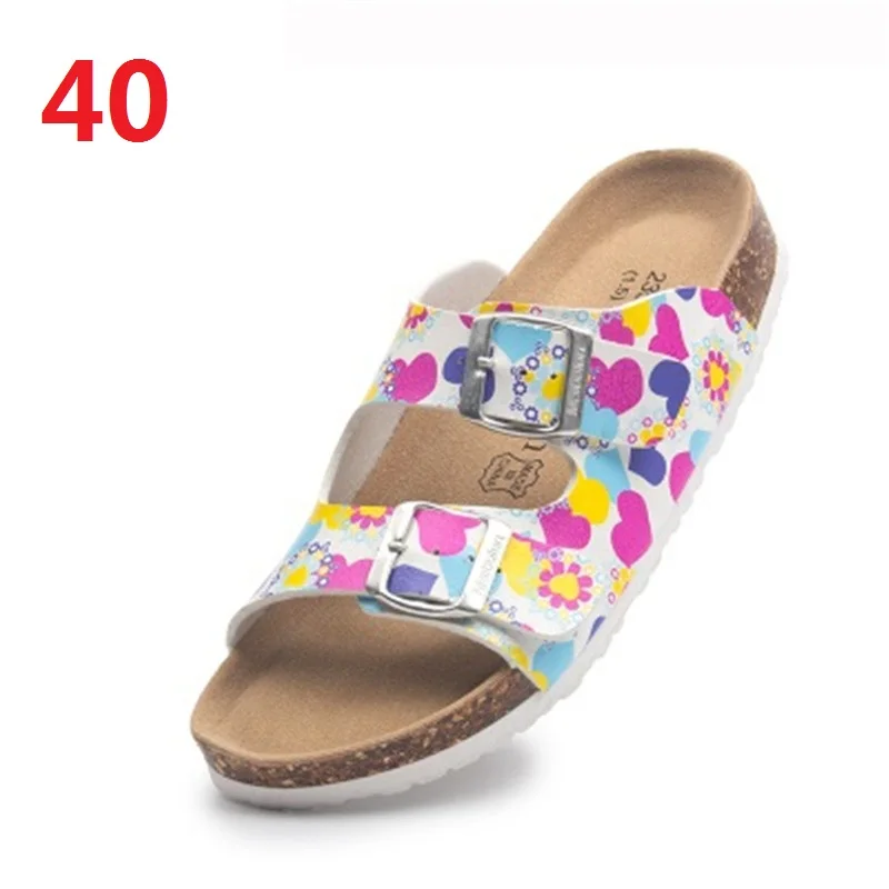 AA (36)