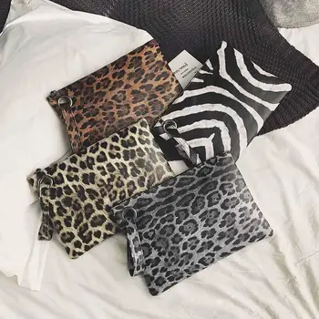 Leopard Zebra Print Handbags Day Clutch Women Vintage Handle Bag Leopard Messenger Retro Shoulder Simple Bag Bolsa Feminina
Leopard Zebra Print Handbags Day Clutch Women Vintage Handle Bag Leopard Messenger Retro Shoulder Simple Bag Bolsa Feminina