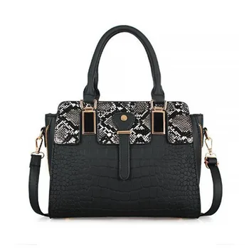Fashion Black Handbag Snake Ladies Crossbody Bags For Women Luxury Handbags Women Bags Designer 2020 Leather Hand Bag X815
Fashion Black Handbag Snake Ladies Crossbody Bags For Women Luxury Handbags Women Bags Designer 2020 Leather Hand Bag X815