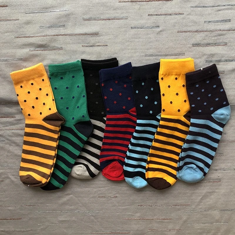 1 Pair Cartoon Simple Wind Dot Socks Women Colorful Stripe Sock Cute Comfortable Cotton Blend Mid Tube Casual Socks BBB0487
1 Pair Cartoon Simple Wind Dot Socks Women Colorful Stripe Sock Cute Comfortable Cotton Blend Mid Tube Casual Socks BBB0487