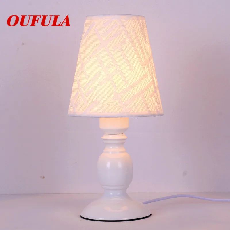 Table Lamp Desk Light Modern Contemporary Office Creative Decoration Bed LED Lamp Fabric for Foyer Living Room Bed Room Hotel
Table Lamp Desk Light Modern Contemporary Office Creative Decoration Bed LED Lamp Fabric for Foyer Living Room Bed Room Hotel