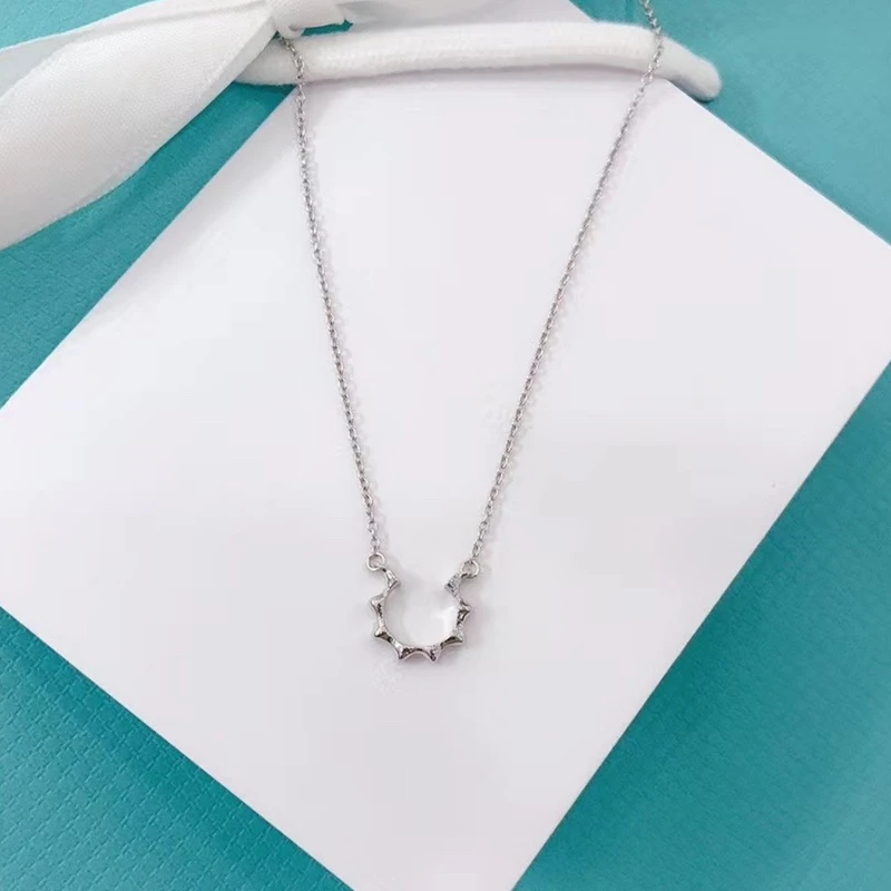Ladies High Quality Six-Pointed Stars Pendant Necklace 925 Sterling Silver Original Brand 1:1 Jewelry Hot Fashion Valentine Gift
Ladies High Quality Six-Pointed Stars Pendant Necklace 925 Sterling Silver Original Brand 1:1 Jewelry Hot Fashion Valentine Gift