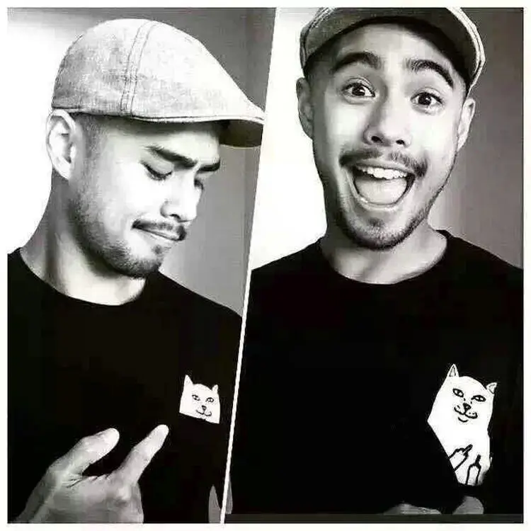 Summer Couple Lover Women Tshirt Printed Pocket Cartoon Middle Finger Pocket Cat Animals Loose T-Shirt Short Sleeves Tops
Summer Couple Lover Women Tshirt Printed Pocket Cartoon Middle Finger Pocket Cat Animals Loose T-Shirt Short Sleeves Tops