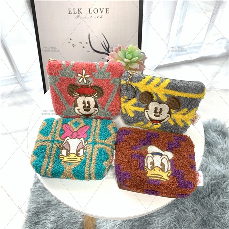 Disney New for autumn and winter coin purse change storage bag Creative cartoon Mickey Minnie Mouse key case ladies wallet
Disney New for autumn and winter coin purse change storage bag Creative cartoon Mickey Minnie Mouse key case ladies wallet