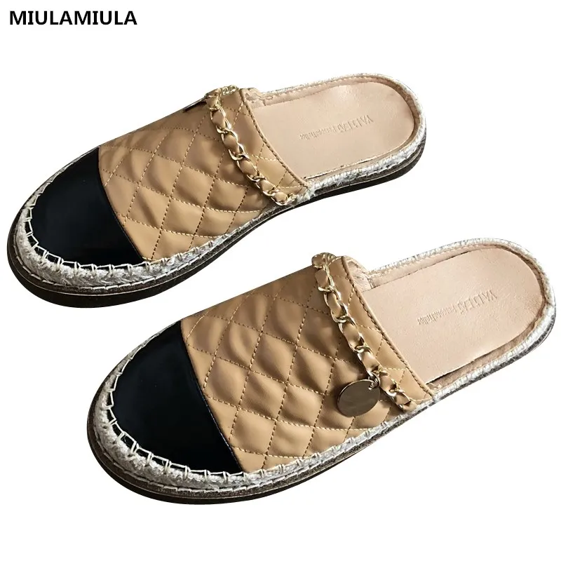 MIULAMIULA Brand Designer 2020 Spring Luxury Metal Chain Gingham Round Toe Good Leather Flat Slipper Cane Platform Loafers Mules
MIULAMIULA Brand Designer 2020 Spring Luxury Metal Chain Gingham Round Toe Good Leather Flat Slipper Cane Platform Loafers Mules
