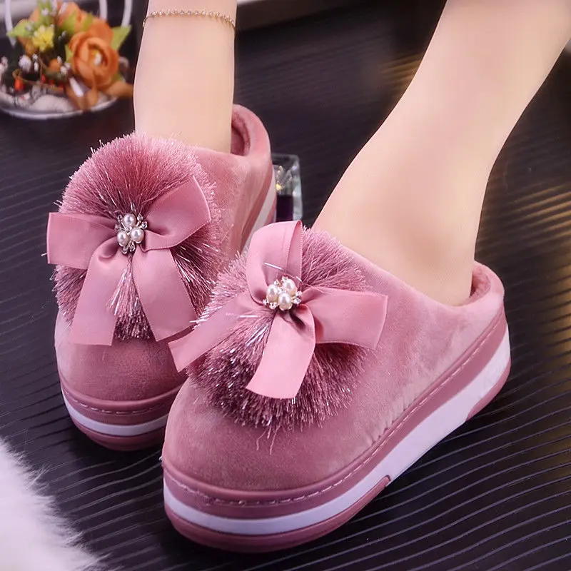 2020 new arrival ladies sweet bow tied platform fur slides girls indoor winter shoes women's slippers 
2020 new arrival ladies sweet bow tied platform fur slides girls indoor winter shoes women's slippers