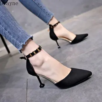 High-heeled women's shoes 2020 summer new Korean single shoes pointed toe buckle sandals fashion black wild shoes
High-heeled women's shoes 2020 summer new Korean single shoes pointed toe buckle sandals fashion black wild shoes