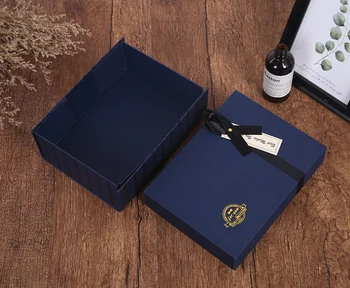 Closure Magnetic Foldable Box Flat Pack Box With Paper Insert Inside,rectangle folding paper box/rigid magnetic box ---CP0404
Closure Magnetic Foldable Box Flat Pack Box With Paper Insert Inside,rectangle folding paper box/rigid magnetic box ---CP0404