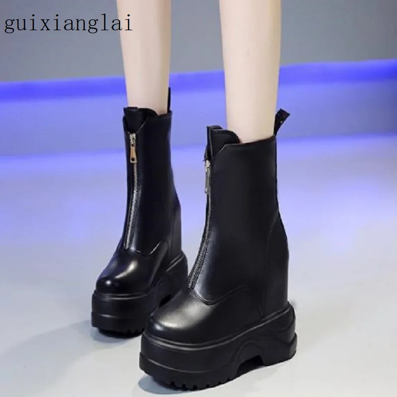 2019 autumn and winter women's boots in front of the zipper increased thick-soled casual tube Martin boots
2019 autumn and winter women's boots in front of the zipper increased thick-soled casual tube Martin boots