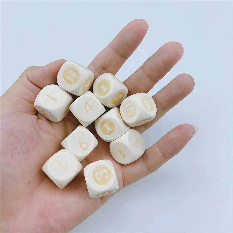 200pcs D6 6 Sided 20mm Laser Engraving Wood Dice For Party Family Wood Cube Dices Printing Engraving Printing Engraving Kid Toys
200pcs D6 6 Sided 20mm Laser Engraving Wood Dice For Party Family Wood Cube Dices Printing Engraving Printing Engraving Kid Toys