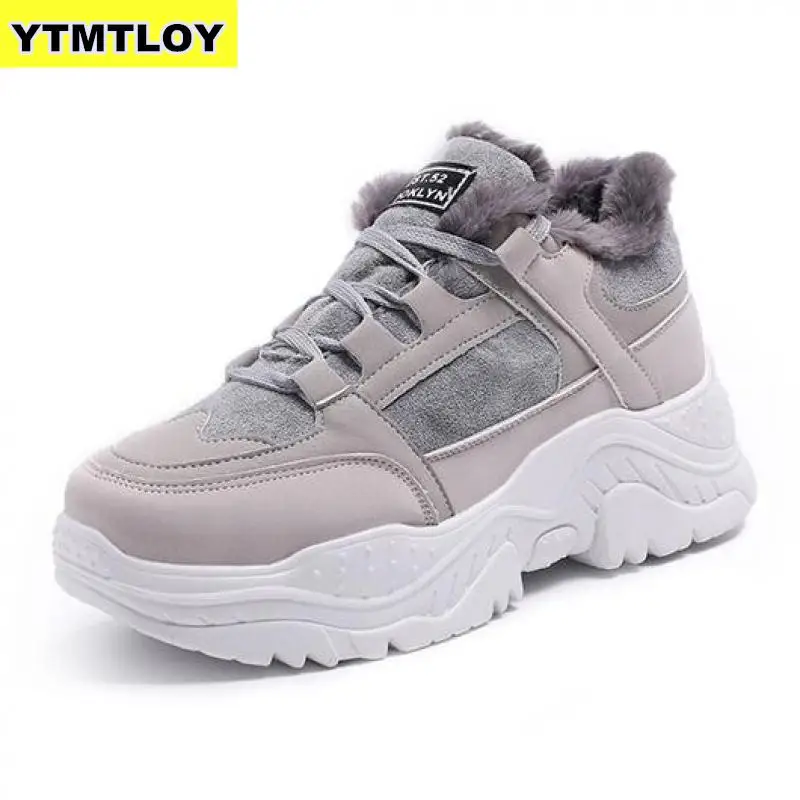 2020 Shoes Winter Warm Platform Woman Snow Boots Plush Female Casual Sneakers Faux Suede Leather Female Snowboots Warm Shoes Fur
2020 Shoes Winter Warm Platform Woman Snow Boots Plush Female Casual Sneakers Faux Suede Leather Female Snowboots Warm Shoes Fur