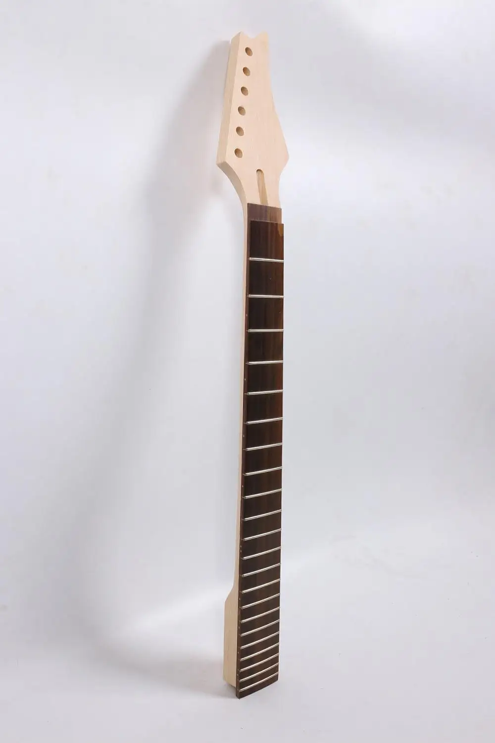 YZ-0086# 25.5" Electric guitar neck Bolt on rosewood fingerboard fine quality 24 fret
YZ-0086# 25.5" Electric guitar neck Bolt on rosewood fingerboard fine quality 24 fret
