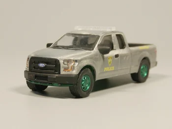Greenlight 1:64 2017 Ford F-150 Diecast model car
Greenlight 1:64 2017 Ford F-150 Diecast model car