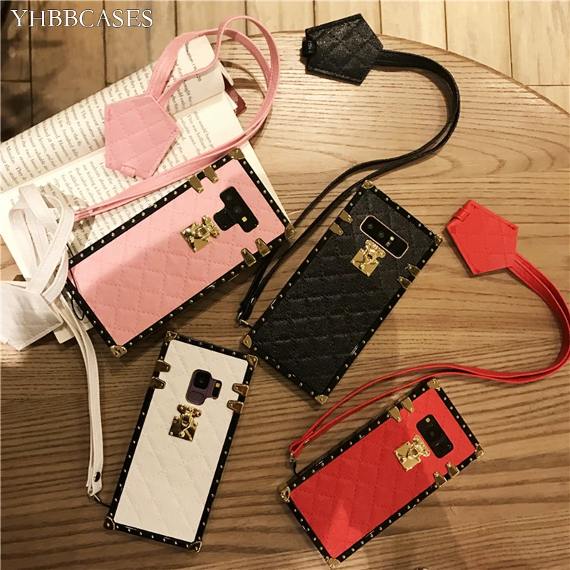 YHBBCASES Fashion Leather Square Phone Cover For Samsung Note 10 8 9 Luxury Gold Rivet Cases For Samsung Galaxy S10 S8 S9 Plus
YHBBCASES Fashion Leather Square Phone Cover For Samsung Note 10 8 9 Luxury Gold Rivet Cases For Samsung Galaxy S10 S8 S9 Plus