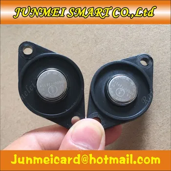 100pcs TM card touch memory button TM1990A-F5 DS1990A with desk iButton Touch button Electronic key tag DS1990A-F5
100pcs TM card touch memory button TM1990A-F5 DS1990A with desk iButton Touch button Electronic key tag DS1990A-F5