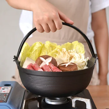 Cast iron stew pot household uncoated Japanese non-stick pot old-fashioned pig iron thickened soup kitchen pot cookware
Cast iron stew pot household uncoated Japanese non-stick pot old-fashioned pig iron thickened soup kitchen pot cookware