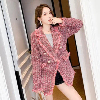 Plaid tweed double breasted blazer women turn down collar Tassel Edge slim jacket coat Elegant women blazers and jackets
Plaid tweed double breasted blazer women turn down collar Tassel Edge slim jacket coat Elegant women blazers and jackets