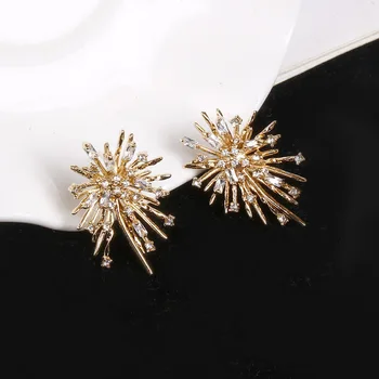 Japan Korea Exaggerated Fireworks Design Full Rhinestone Crystal Big Flower Ball Stud Earrings For Women Elegant Oorbellen
Japan Korea Exaggerated Fireworks Design Full Rhinestone Crystal Big Flower Ball Stud Earrings For Women Elegant Oorbellen