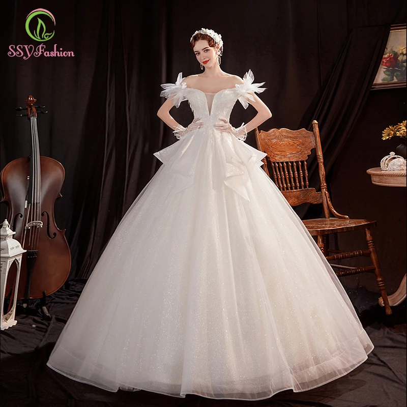SSYFashion New Elegant White Wedding Dress Palace Princess Bride Sweet Lace Flower A-line Long Wedding Gown Vestido De Noiva
SSYFashion New Elegant White Wedding Dress Palace Princess Bride Sweet Lace Flower A-line Long Wedding Gown Vestido De Noiva