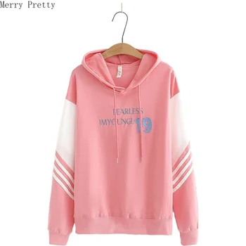Women's Letter Embroidery Patchwork Hooded Sweatshirt Cotton Hoodies 2020 Spring New Long Sleeve Casual Loose Pullovers 
Women's Letter Embroidery Patchwork Hooded Sweatshirt Cotton Hoodies 2020 Spring New Long Sleeve Casual Loose Pullovers