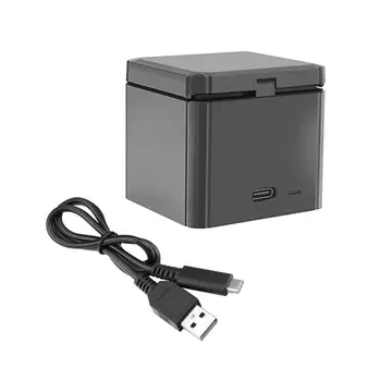 Storage Battery Charging Box with TYPE-C Data Cable for Insta360 One X Camera Good Quality New 
Storage Battery Charging Box with TYPE-C Data Cable for Insta360 One X Camera Good Quality New