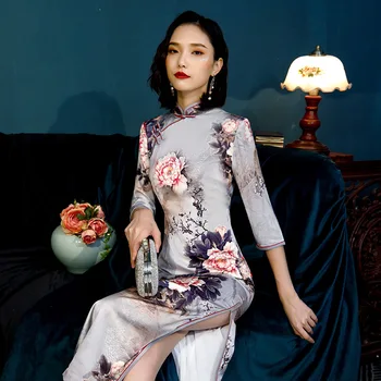 Chinese New Improved Cheongsam Silk Satin Dress Daily Banquet Qipao Women Evening Performance Clothing Bride Wedding Dress 4XL
Chinese New Improved Cheongsam Silk Satin Dress Daily Banquet Qipao Women Evening Performance Clothing Bride Wedding Dress 4XL