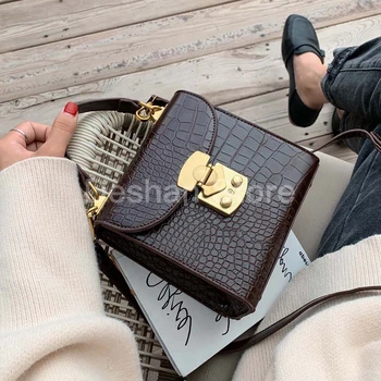 Elegant Female Stone Pattern Tote Bag 2020 New High Quality PU Leather Women's Designer Handbag Lock Shoulder Messenger Bag
Elegant Female Stone Pattern Tote Bag 2020 New High Quality PU Leather Women's Designer Handbag Lock Shoulder Messenger Bag