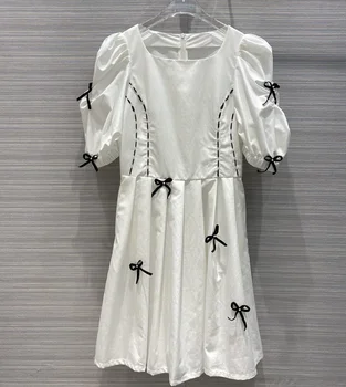 European and American women's wear 2020 summer new style Short sleeves with bubble sleeves White dress with fashionable bow
European and American women's wear 2020 summer new style Short sleeves with bubble sleeves White dress with fashionable bow