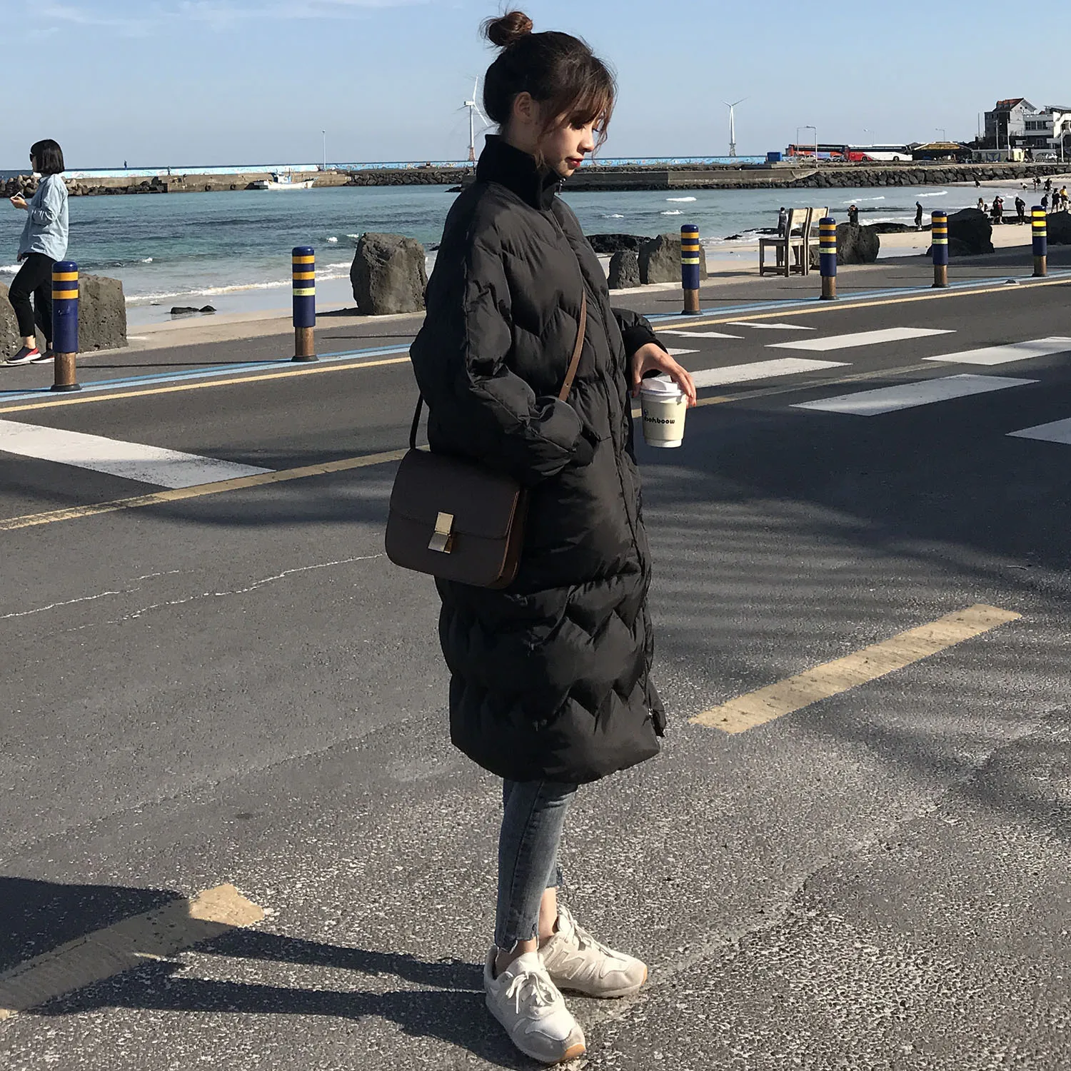 Photo Shoot 2020 New Style Cotton-padded Clothes Women's Korean-style Loose-Fit Mid-length down Jacket Cotton-padded Clothes Win
Photo Shoot 2020 New Style Cotton-padded Clothes Women's Korean-style Loose-Fit Mid-length down Jacket Cotton-padded Clothes Win