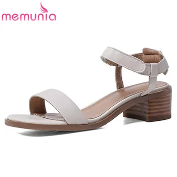 MEMUNIA 2020 hot women sandals top quality genuine leather shoes square heel vintage sandals comfortable casual shoes woman 
MEMUNIA 2020 hot women sandals top quality genuine leather shoes square heel vintage sandals comfortable casual shoes woman