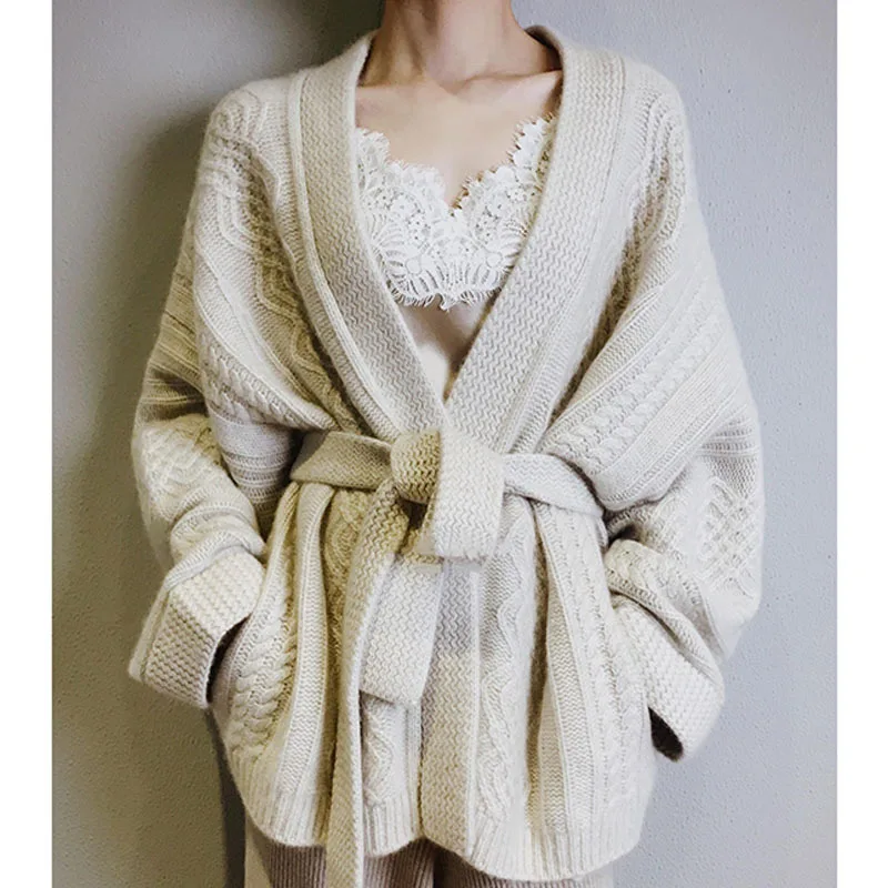 Autumn Winter Wool Knitted Cardigan Women's Loose V-Neck Sashes Thickened Sweater, Large Cashmere Coat,sweater Thick Overcoat
Autumn Winter Wool Knitted Cardigan Women's Loose V-Neck Sashes Thickened Sweater, Large Cashmere Coat,sweater Thick Overcoat