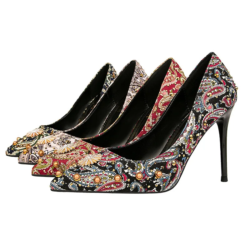 41 Summer Shoes Woman Gold Floral Pattern Printing Thin Heels High-heels Party Shoes Big Size Wedding Shoes Zapatos De Mujer
41 Summer Shoes Woman Gold Floral Pattern Printing Thin Heels High-heels Party Shoes Big Size Wedding Shoes Zapatos De Mujer