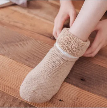 Autumn Winter 3pairs/lot Unisex Socks Below Zero Resist Cold Wool Socks For Women Super Thicken Pile Socks Solid Color Warm Sox
Autumn Winter 3pairs/lot Unisex Socks Below Zero Resist Cold Wool Socks For Women Super Thicken Pile Socks Solid Color Warm Sox