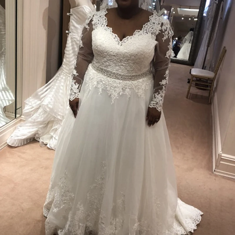 Booma A-Line Wedding dresses Elegant Lace Appliques Long Sleeve Wedding Gown Plus size White Ivory African Bride Dresses
Booma A-Line Wedding dresses Elegant Lace Appliques Long Sleeve Wedding Gown Plus size White Ivory African Bride Dresses