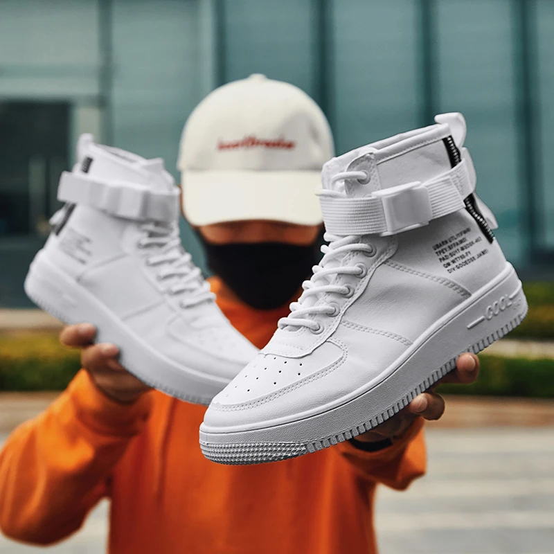 2019 autumn and winter new men's shoes hip hop high shoes Korean version of the trend of wild sports casual shoes Gaobang canvas
2019 autumn and winter new men's shoes hip hop high shoes Korean version of the trend of wild sports casual shoes Gaobang canvas