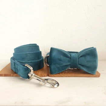 Unique design engraved metal buckle fashionable bow tie handmade dog collar THE TURQUOISE dog collar 5 sizes 
Unique design engraved metal buckle fashionable bow tie handmade dog collar THE TURQUOISE dog collar 5 sizes