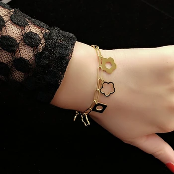 Fashion Hollow-out Flower Charm Bracelet Men Women Accessories Simple Stainless Steel Chain Bracelets For Couple Braided Jewelry
Fashion Hollow-out Flower Charm Bracelet Men Women Accessories Simple Stainless Steel Chain Bracelets For Couple Braided Jewelry