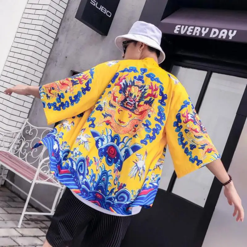 Men Kimono Cardigan Asian Clothing Traditional Japanese Kimono Loose Cardigan Gown Cosplay Blouse 2020 Thin Retro Streetwear 
Men Kimono Cardigan Asian Clothing Traditional Japanese Kimono Loose Cardigan Gown Cosplay Blouse 2020 Thin Retro Streetwear