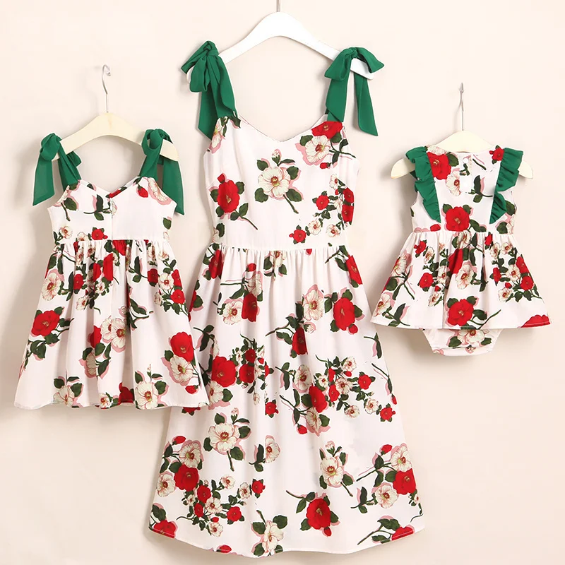 Family Look Butterflies Mother Daughter Dresses Mommy and Me Clothes Family Outfits Dress Mama and Baby Girls Matching Dress
Family Look Butterflies Mother Daughter Dresses Mommy and Me Clothes Family Outfits Dress Mama and Baby Girls Matching Dress