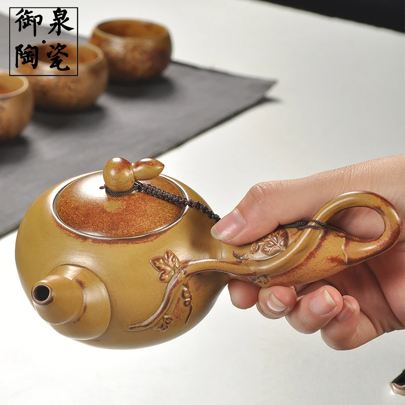 Creative 200ML Ceramic Chinese Traditional Kung Fu Teapot Porcelain Tea Set Celadon Teapot Vintage Hand Painted tea pot
Creative 200ML Ceramic Chinese Traditional Kung Fu Teapot Porcelain Tea Set Celadon Teapot Vintage Hand Painted tea pot