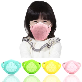 Pollution proof PM2.5 Face Mask Dust Mask Reusable Respirator Mouth Masks +10pcs Gasket
Pollution proof PM2.5 Face Mask Dust Mask Reusable Respirator Mouth Masks +10pcs Gasket