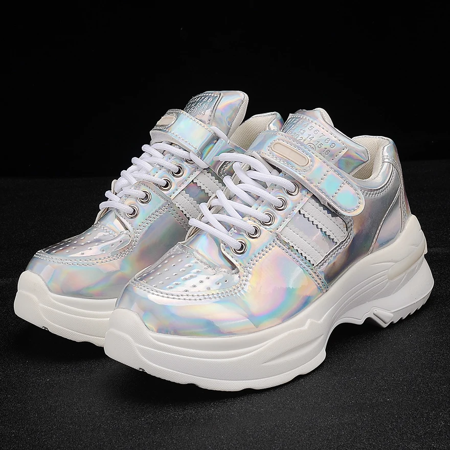 Designer Glitter Platform Sneakers Women Casual Shoes Fashion Ladies White Trainers Female Chunky Sneakers Dad Shoes 2019
Designer Glitter Platform Sneakers Women Casual Shoes Fashion Ladies White Trainers Female Chunky Sneakers Dad Shoes 2019
