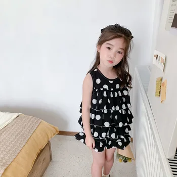 2020 New Stylish Girls 2 PCS Dots Set Ruffles Blouse+ Shorts Summer Kids Girls Suits 2-7 Years 
2020 New Stylish Girls 2 PCS Dots Set Ruffles Blouse+ Shorts Summer Kids Girls Suits 2-7 Years