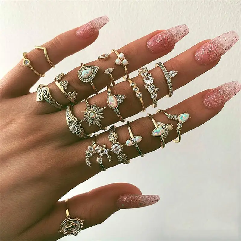 Retro Women Rings Water Drop Anise Star Moon Crystal Geometry Joint Gold Ring Set Exquisite Lady Dance Party Jewelry Accessories
Retro Women Rings Water Drop Anise Star Moon Crystal Geometry Joint Gold Ring Set Exquisite Lady Dance Party Jewelry Accessories