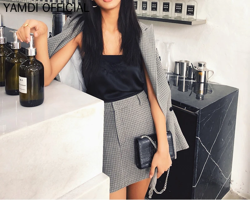 YAMDI Vintage Women Plaid Blazer Suits 2019 Autumn Winter 2 Piece Skirt Set Kkorean Double Breasted Balzer Jacket + Pencil Skirt
YAMDI Vintage Women Plaid Blazer Suits 2019 Autumn Winter 2 Piece Skirt Set Kkorean Double Breasted Balzer Jacket + Pencil Skirt