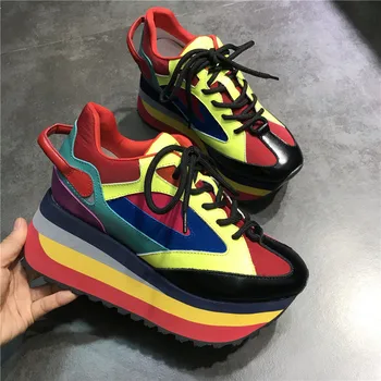 Prova perfetto 2020 Hot BlingBling Sequins Platform Sneakers Women Mixed Color Lace Up Colour Thick Bottom ladies Sneakers Shoes
Prova perfetto 2020 Hot BlingBling Sequins Platform Sneakers Women Mixed Color Lace Up Colour Thick Bottom ladies Sneakers Shoes