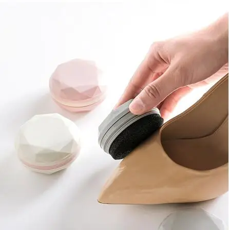 Portable Shoe Polish Wipes Double-Sided Shoe Sponge Colorless Decontamination Cleaning Shoe Brush Shoe Shine Sponge
Portable Shoe Polish Wipes Double-Sided Shoe Sponge Colorless Decontamination Cleaning Shoe Brush Shoe Shine Sponge