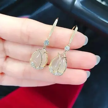 Eardrop Tulip Earring for Girl Woman 2020 New Fashion Korean Simple Temperament Earring Jewelry Web Celebrity Long Style 
Eardrop Tulip Earring for Girl Woman 2020 New Fashion Korean Simple Temperament Earring Jewelry Web Celebrity Long Style