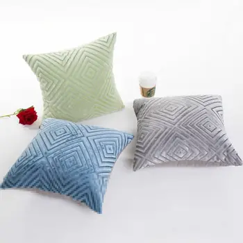 45*45cm luxury Pillow Case Flocking Pillow Sofa Waist Shot Cushion Cover Home Decoration Gift 
45*45cm luxury Pillow Case Flocking Pillow Sofa Waist Shot Cushion Cover Home Decoration Gift