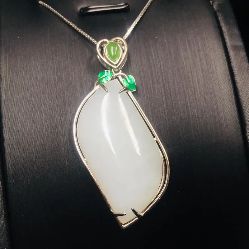 fashion charm natural hetian jade pendant 925 silver jewelry necklace for women men gift 
fashion charm natural hetian jade pendant 925 silver jewelry necklace for women men gift